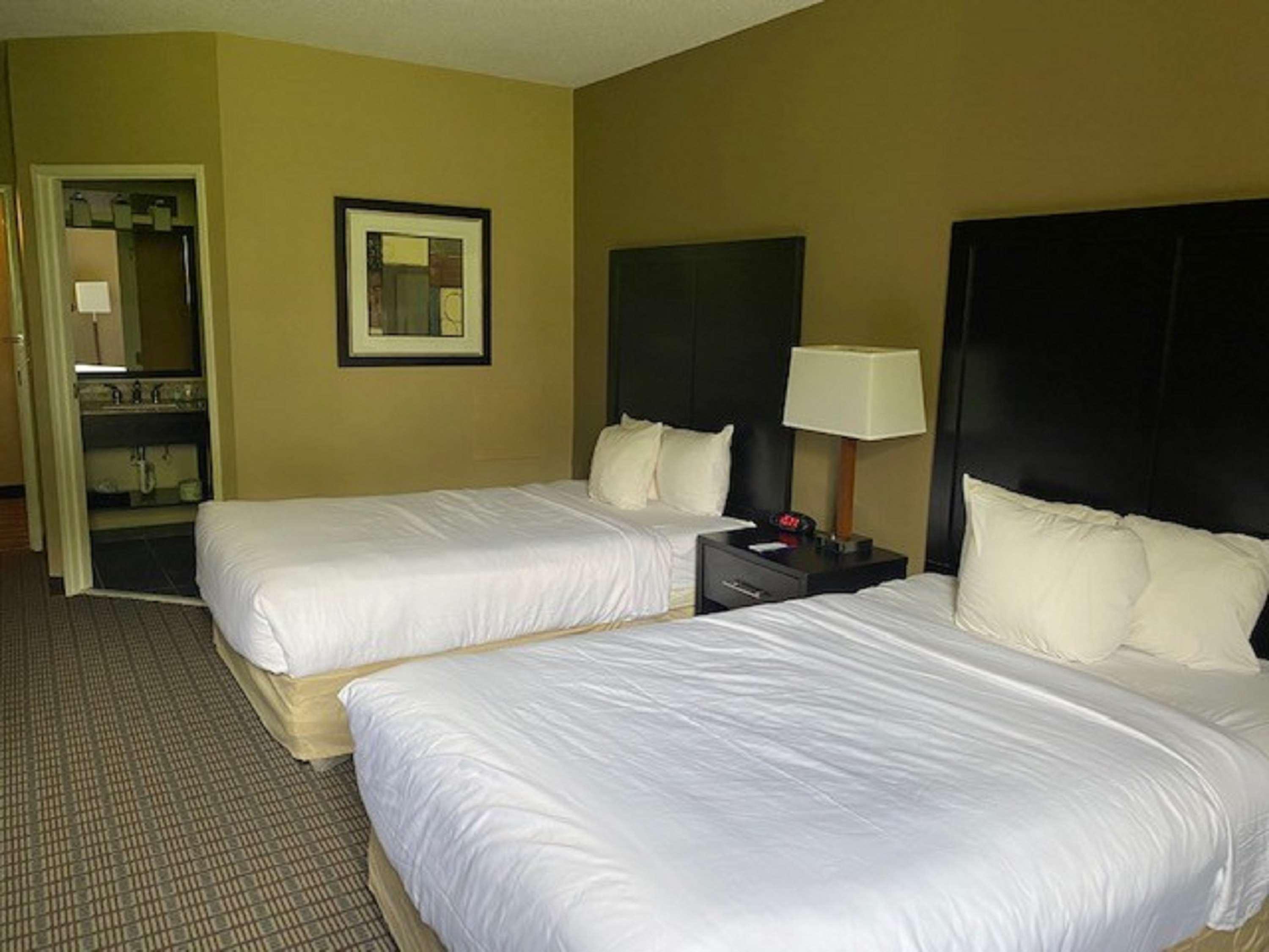 Surestay By Western Lebanon Valley Hotel 3*