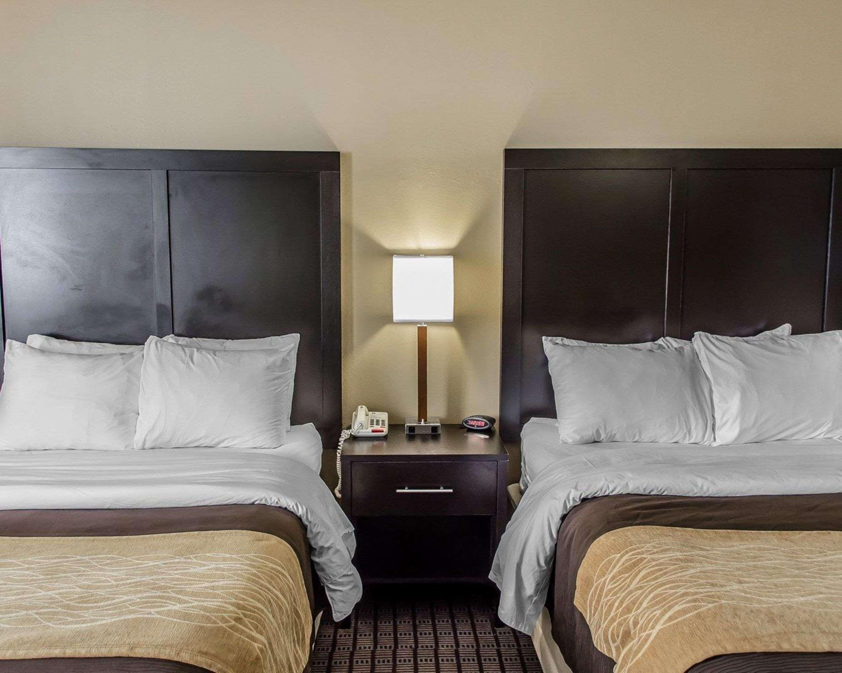 Hotel Surestay By Western Lebanon Valley